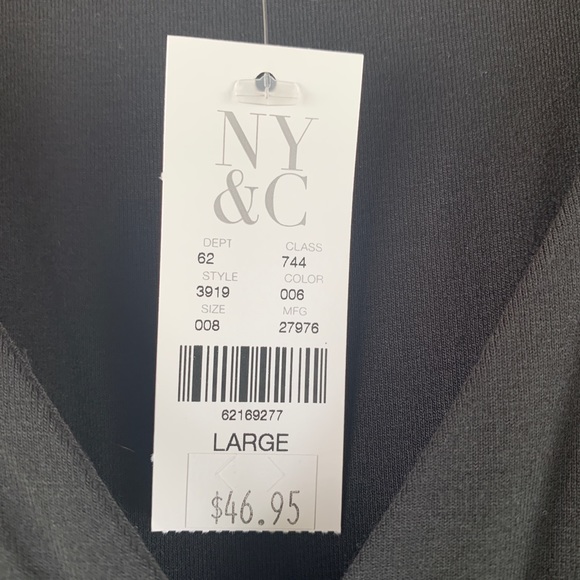 2/$20 or 3/$25 V Neck Tank Black Dress Sz LG NWT - Picture 5 of 5